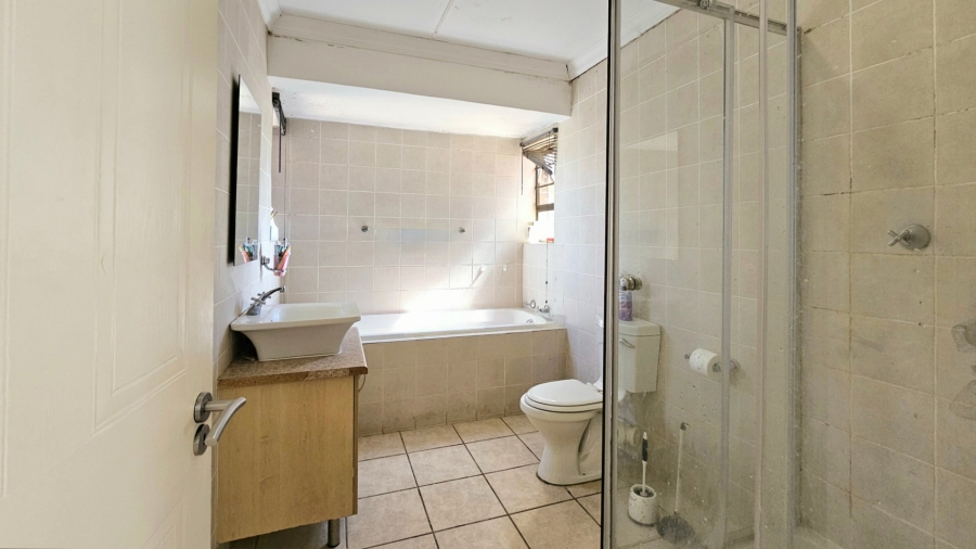 2 Bedroom Property for Sale in Vredenhof Sh Free State